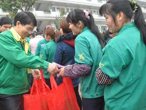 mg冰球突破十大平台福利-庆祝三八妇女节