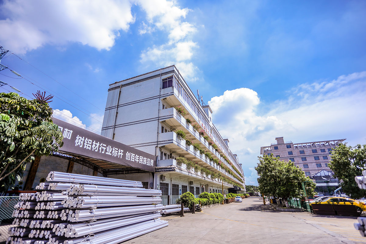 mg冰球突破十大平台工厂一角