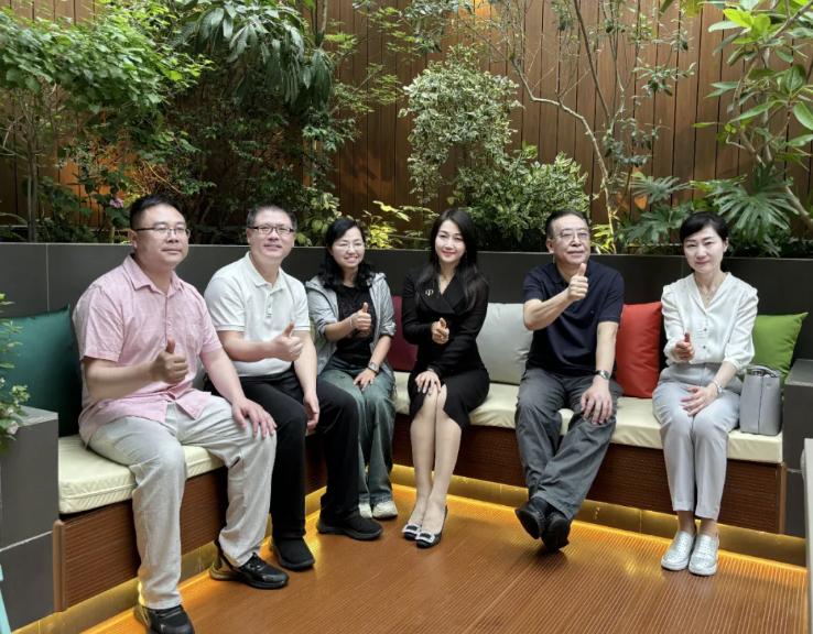 民进贵州省委、民进广东省委、民进肇庆市委会领导一行莅临mg冰球突破十大平台铝业考察交流，助力粤黔协作高质量发展！